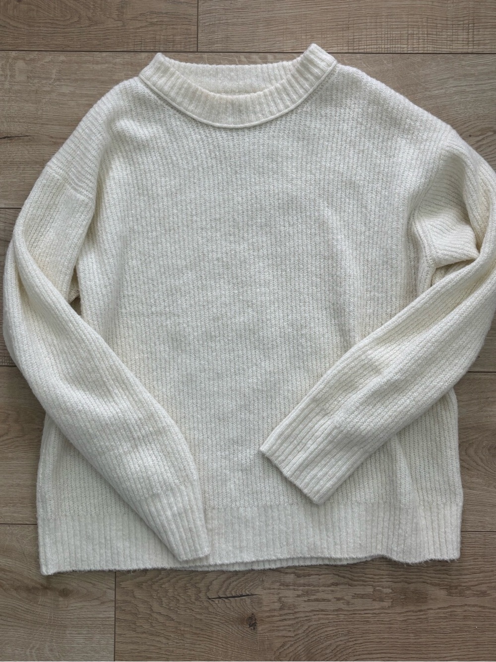 American Eagle Super Soft Cream Ribbed Crewneck Sweater Ivory Size Small